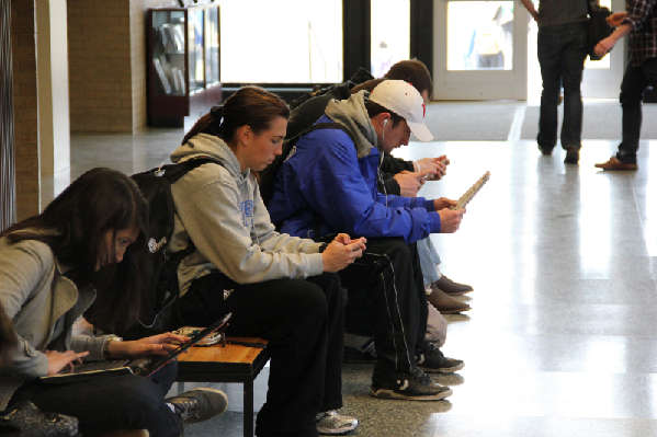 眼睛離不開屏幕:電子設備上癮癥