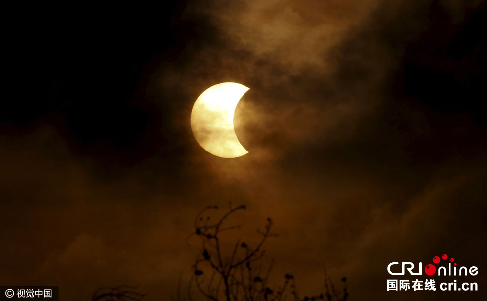 亞洲多地現壯觀日全食景觀（組圖）