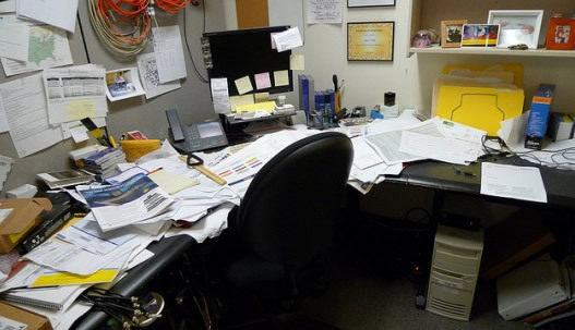 除了人為裝忙,還要“桌面裝忙”