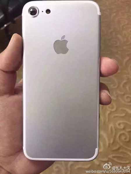 iPhone 7長(zhǎng)啥樣?先來(lái)一睹為快