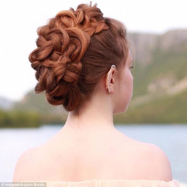 挪威姐妹花靠巧手編辮子成為網絡紅人（組圖）