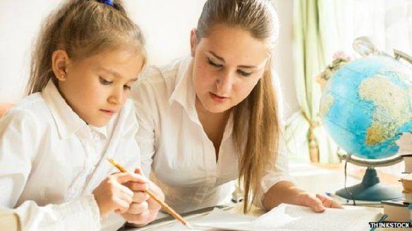 職場不光有“玻璃屋頂”,還有“玻璃地板”