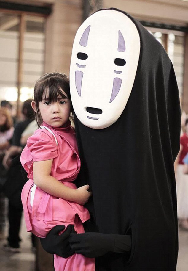 天才父母萬圣節搞怪親子裝火遍網絡（組圖）