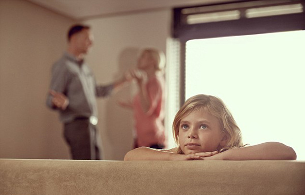 當兒子面罵他爸,意大利媽媽被罰三萬歐元