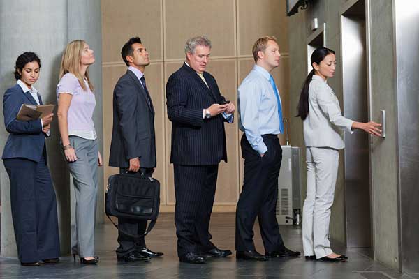 被騙好多年:電梯“關(guān)門”按鍵根本沒用!