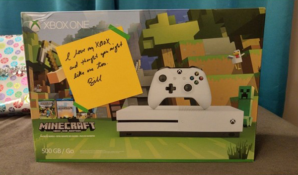 她的神秘圣誕老人居然是比爾•蓋茨!!!