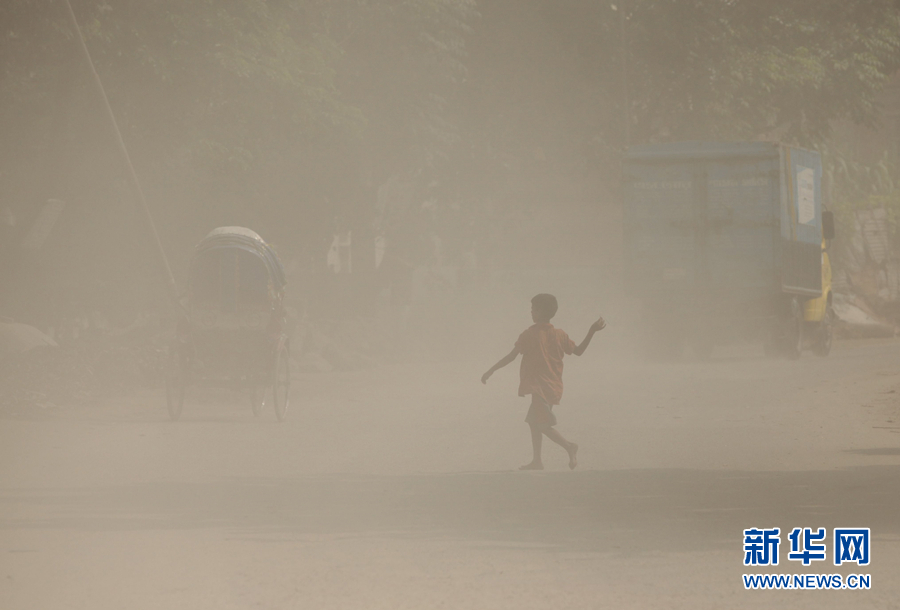 2016，孩子和這個(gè)世界：觸動(dòng)人心的瞬間（組圖）