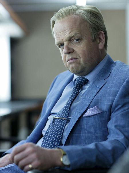 卷福:盡量不被揣測牽著鼻子走 新一季更黑暗