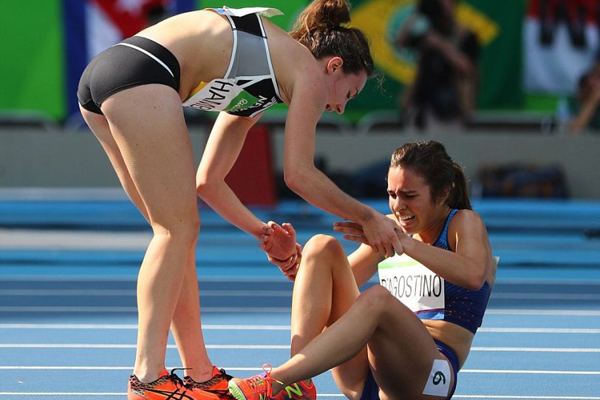 淚目 2016最暖心的13個(gè)瞬間