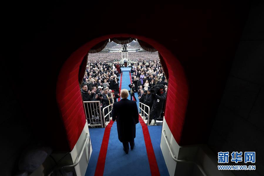 特朗普宣誓就任美國總統（組圖）