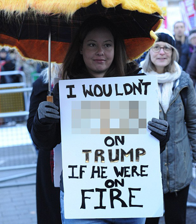 示威標語太有才 看川普花式被涮(組圖)