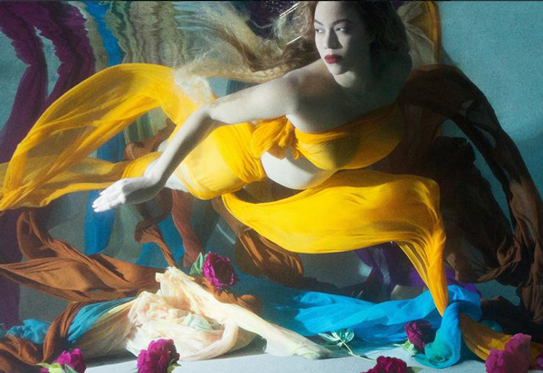 懷個孕都這么美！碧昂絲大肚照人氣創紀錄