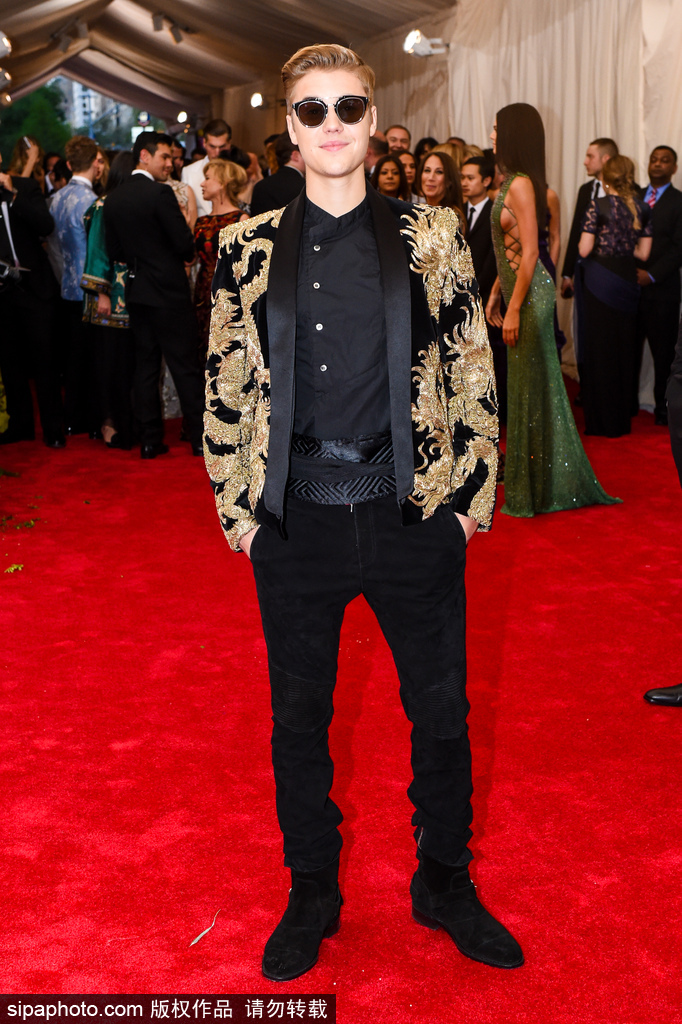 盤點(diǎn)：看好萊塢明星如何玩轉(zhuǎn)“中國風(fēng)”（組圖）