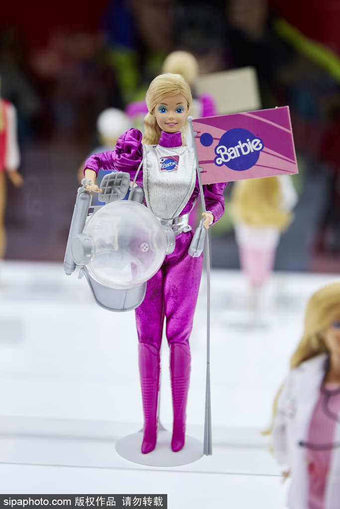 從公主到明星種類俱全 西班牙芭比娃娃展覽一圓少女兒時夢（組圖）