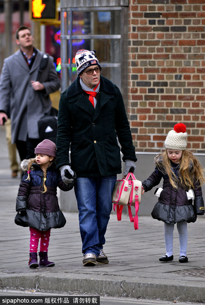 又到一年開學季 盤點好萊塢萌娃星二代上學路（組圖）
