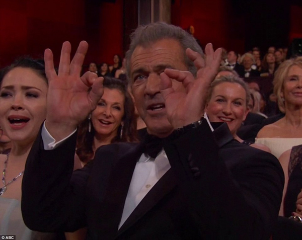 奧斯卡上演大烏龍 《愛樂之城》誤搶《月光男孩》獎杯