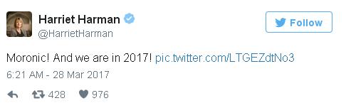 英媒炒作梅姨的大長腿 全英人民怒了