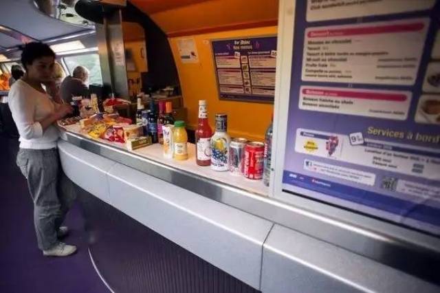 厭倦了國內高鐵餐？來看看“別人家的盒飯”長啥樣（組圖）