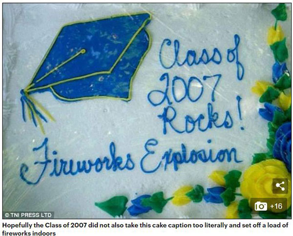 當糕點師把顧客的話一字不差地寫到蛋糕上