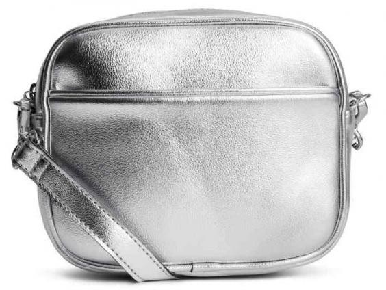 今夏最火爆的時尚包包 你集齊了幾款？