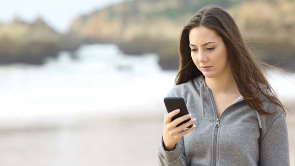 這8種跡象表明，你喜歡的他只把你當朋友