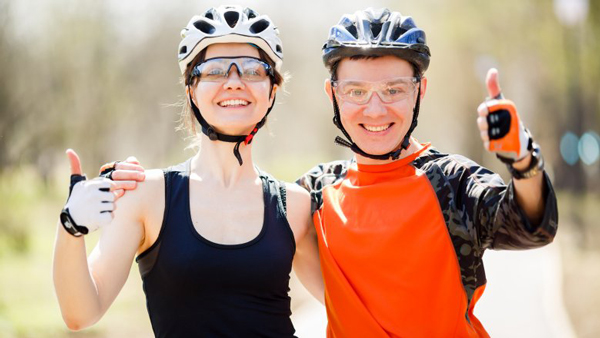 這8種跡象表明，你喜歡的他只把你當朋友