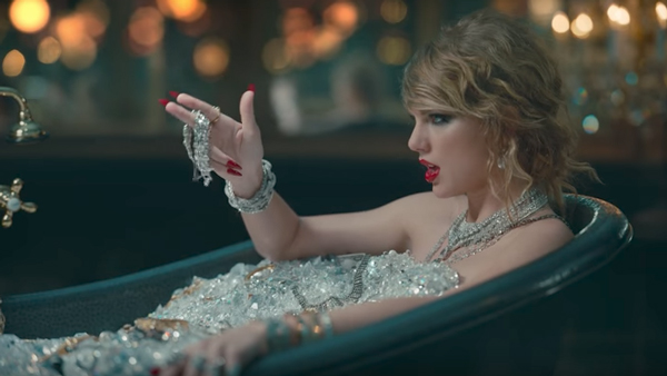 霉霉新歌MV懟遍新仇舊恨,“鉆石洗澡水”價值不菲