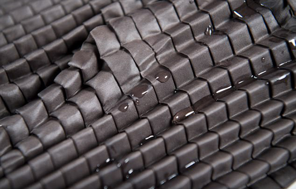 神奇衣服自動長大 媽媽再也不用擔心我長太快啦