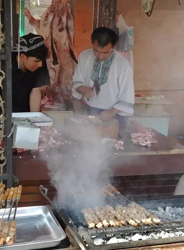 謝耳朵最愛的中餐原來是它！歪果仁眼中那些中餐的真相……