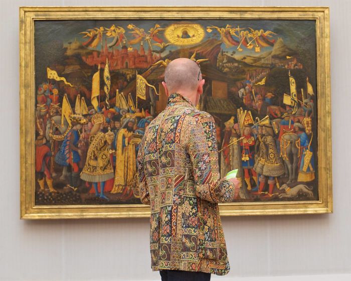 別人在美術館看畫，我在美術館拍照（組圖）