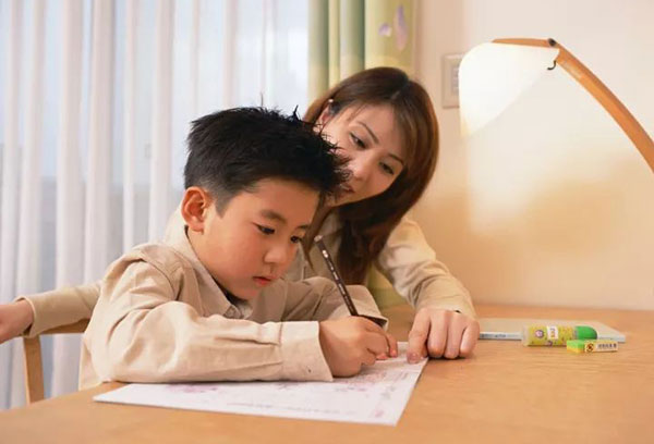 沒有博士文憑、高管履歷,你也想競選小學“家委會”?