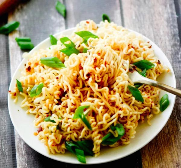 中國人不愛吃泡面了？熱心的BBC深入分析原因，有理有據(jù)，無法反駁