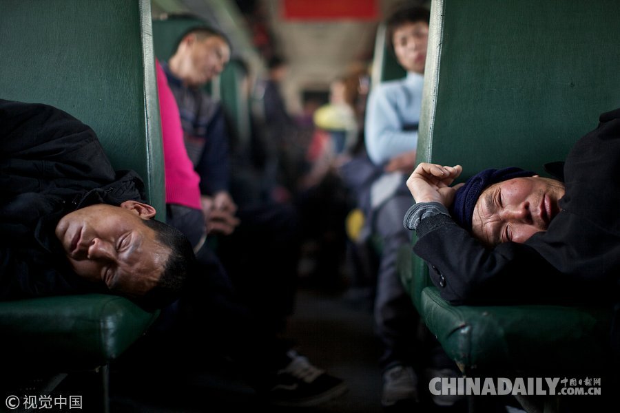 2018春運(yùn)開啟 盤點(diǎn)歷年春運(yùn)經(jīng)典瞬間（組圖）