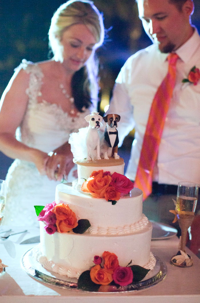 狗年到！看愛狗夫婦的狗狗主題婚禮蛋糕（組圖）