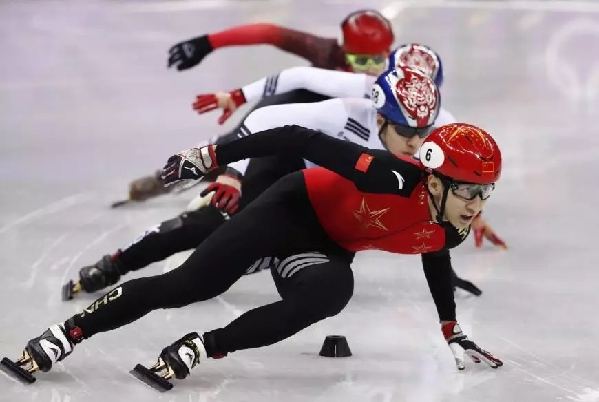 武大靖，征服世界的男子！外媒：表現堪稱完美！