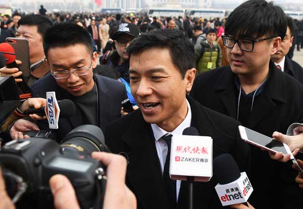 李彥宏：無人駕駛汽車今年將實現量產