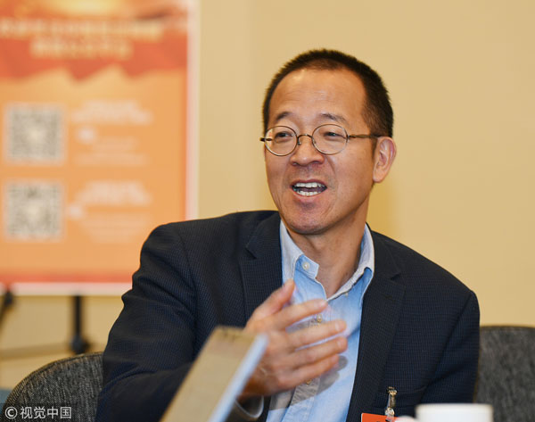 聚焦兩會:馬化騰、董明珠、雷軍等企業大佬都說了啥?