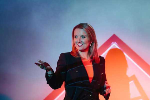 考驗情商的時刻：怎么跟老板談請假和辭職？專家給你支了幾招……