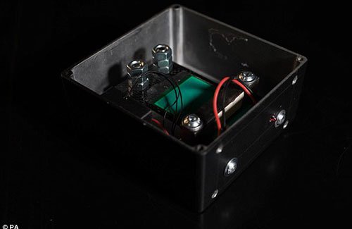 這波操作太6！坐過山車盡情尖叫吧，還能給手機充電