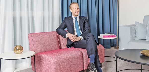 哈里和梅根結婚為什么不邀請政界人士？