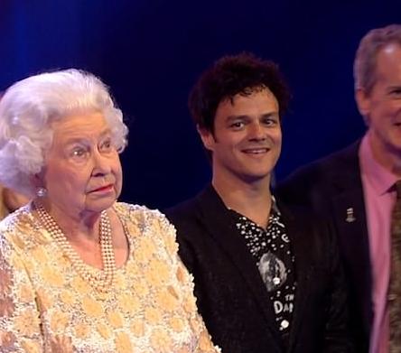 查爾斯王儲(chǔ)接任英聯(lián)邦元首 92歲的女王要退位了嗎?