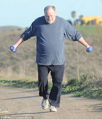 大婚前夕，哈里準岳父闖禍了！或因羞愧不參加女兒婚禮