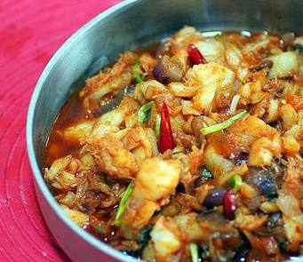 朝美領(lǐng)導(dǎo)人首次會晤在新加坡舉行