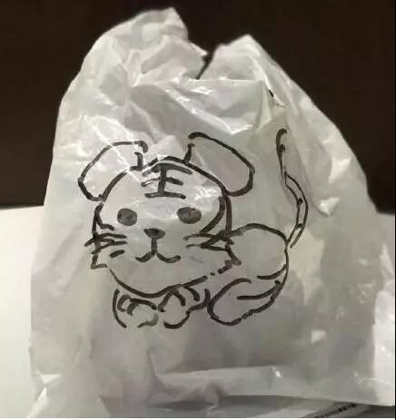 “失戀了，小哥可以給我畫只小腦斧嗎？”盤點外賣小哥收到過的奇葩要求