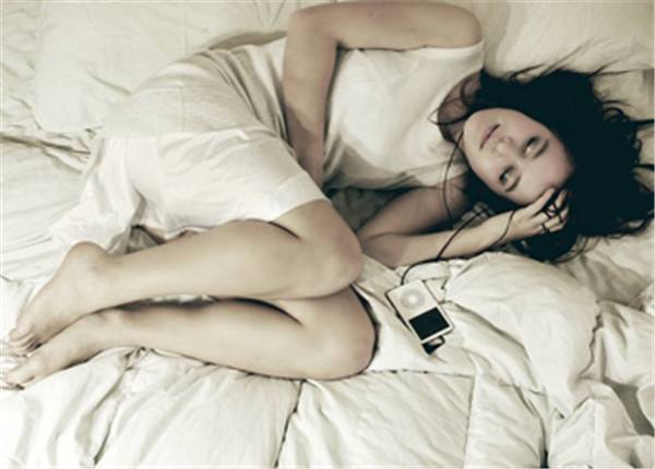 哪種睡姿最健康?四種睡姿利弊大PK