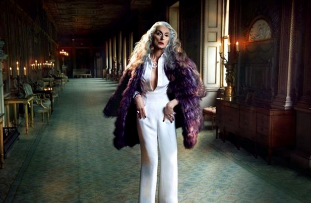 這兩年，時尚界刮起“銀發復興”風