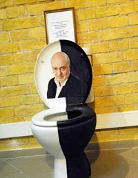 慕尼黑廁所藝術博物館吸引數百人參觀