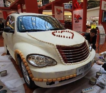 Valentine with chocolate car<BR>白巧克力汽車迎情人節