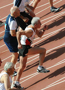 澳百歲老太破鉛球世界紀錄