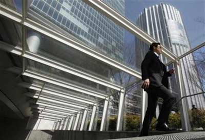 日公司聚焦海外市場 要求員工說英語